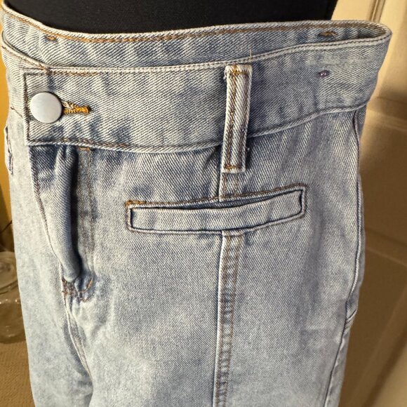 Red Star Denim Boot Cut Pants - Picture 5 of 6